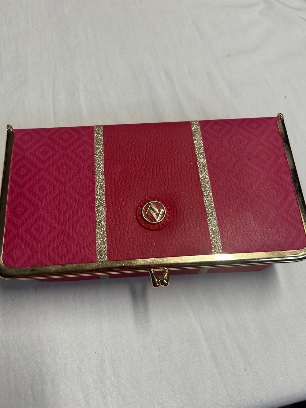 Adrienne Vittadini Pink Hard Shell Cosmetic Travel Organizer Case - Gold Trim